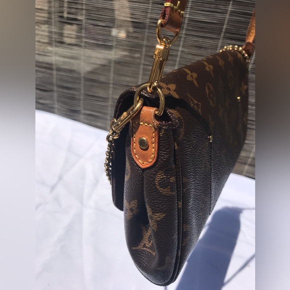 Rare Louis Vuitton Favorite MM Monogram Crossbody - Authentic w/ Receipt - Picture 3 of 13